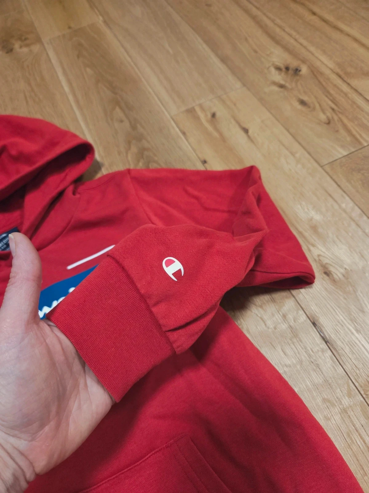 Sudadera roja con capucha de 10 años – photo 5